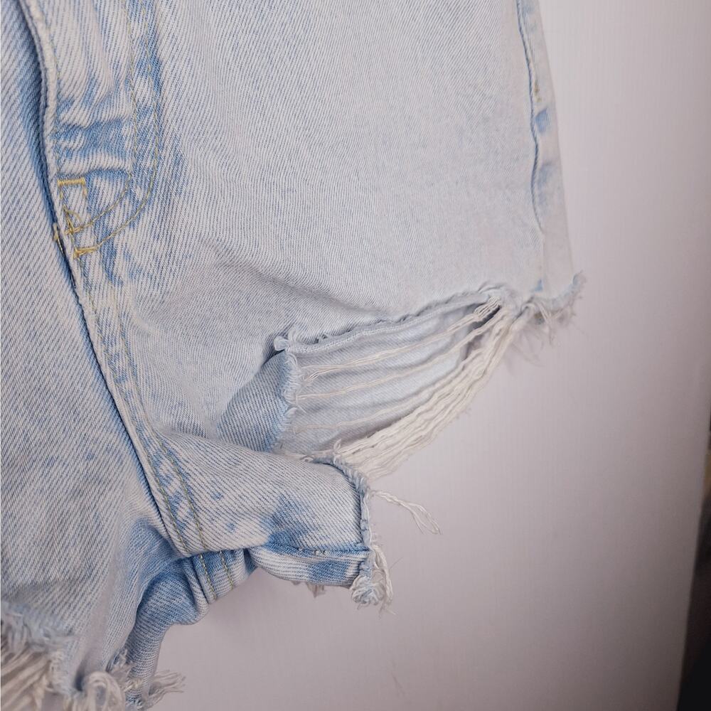 Zara Cut Off Denim Jean Shorts High Rise Women 4 Light Wash Distressed Festival - Picture 6 of 8